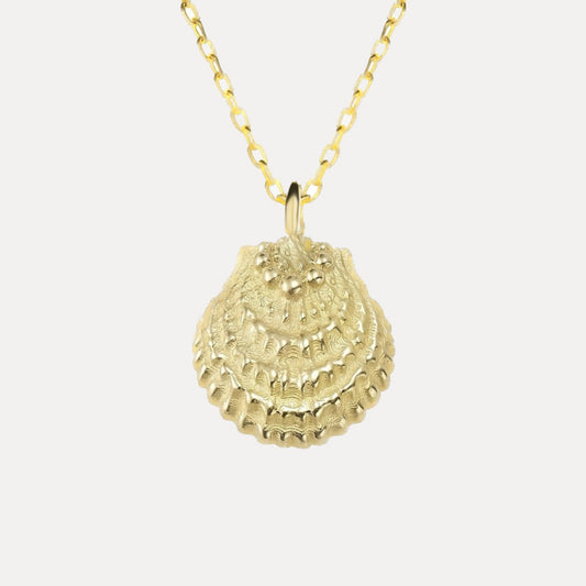 Shell Necklace Gold