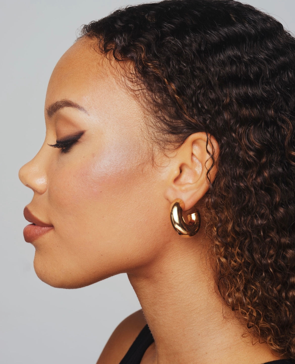 Bold Hoop Earrings Gold