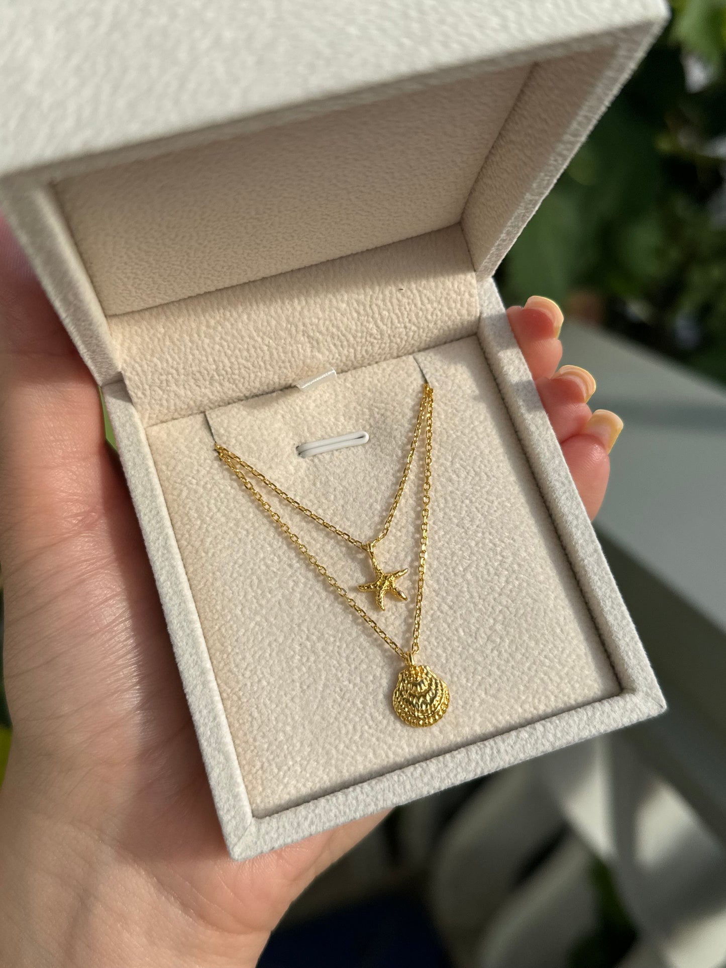 Starfish Necklace Gold