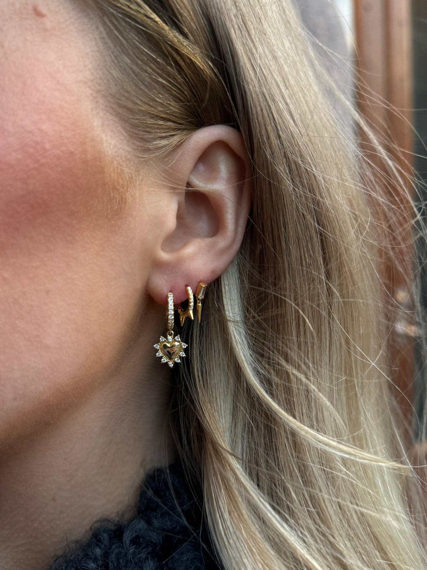 Hearts of Fury Earrings Gold