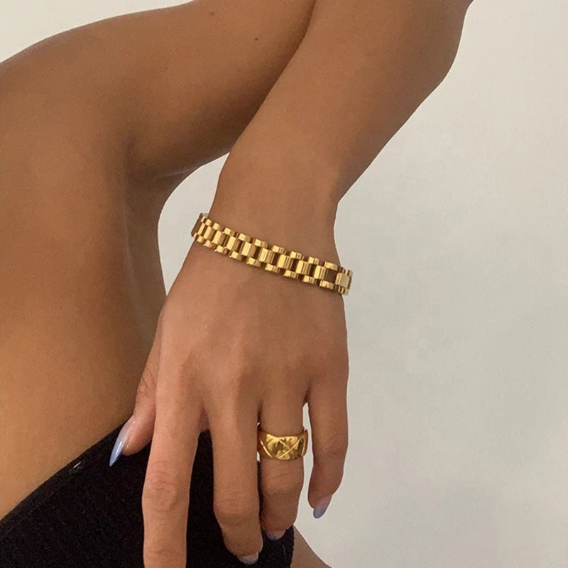 Cloé Bracelet Gold